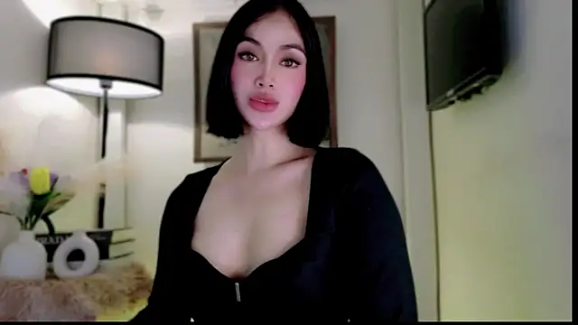 Snapshot of anna_lala7 chatting on 12/02/25, 08:30 anna lala7 online show from 12/02/25, 08:30