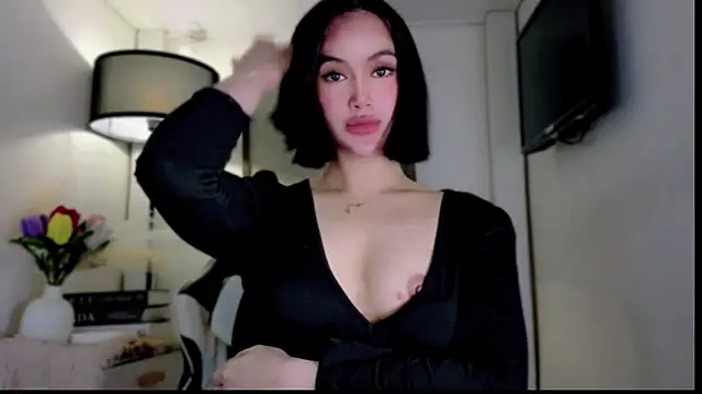 Snapshot of anna_lala7 chatting on 01/13/26, 01:44 anna lala7 online show from 01/13/26, 01:44