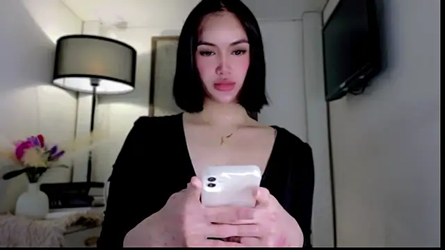 Snapshot of anna_lala7 chatting on 01/16/26, 12:47 anna lala7 online show from 01/16/26, 12:47