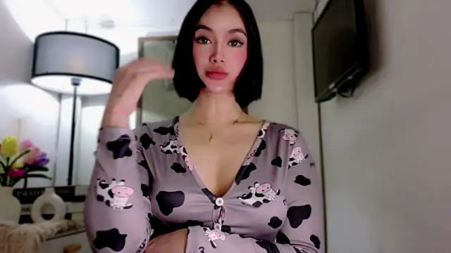 Snapshot of anna_lala7 chatting on 02/06/26, 11:08 anna lala7 online show from 02/06/26, 11:08