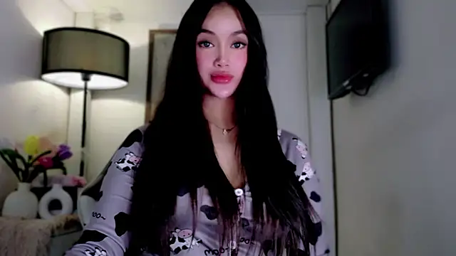 Snapshot of anna_lala7 chatting on 02/25/26, 03:21 anna lala7 online show from 02/25/26, 03:21