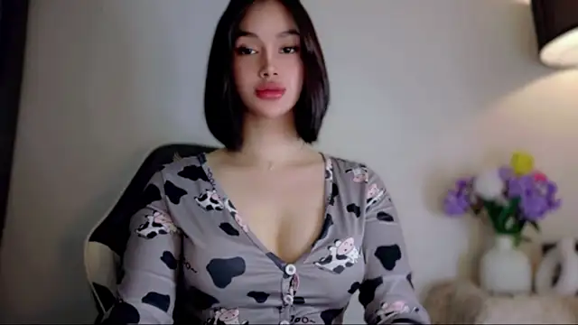 anna lala7 online show from 05/05/26, 06:49