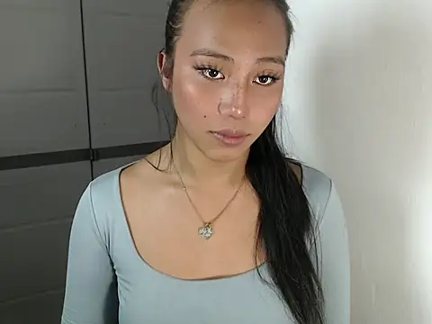 Snapshot of sweetiie_caren chatting on 03/08/26, 12:53 sweetiie caren online show from 03/08/26, 12:53