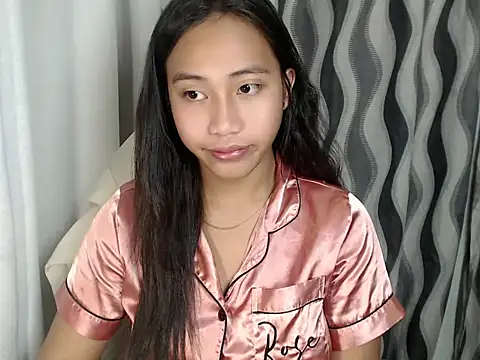 sweetiie caren online show from 06/19/26, 01:43