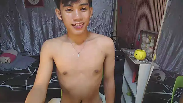 urhot chany online show from 11/08/25, 09:42