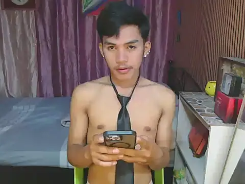 urhot chany online show from 12/04/25, 04:59