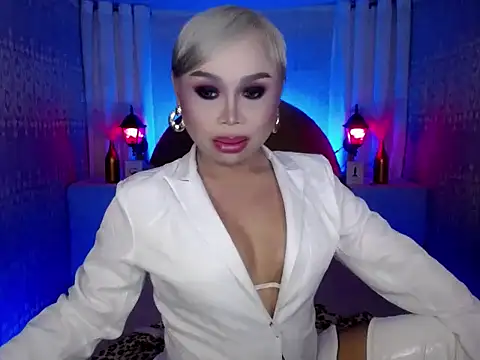 Snapshot of andy_slave4u chatting on 10/25/25, 03:18 andy slave4u online show from 10/25/25, 03:18