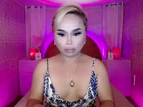 Snapshot of andy_slave4u chatting on 01/10/26, 03:41 andy slave4u online show from 01/10/26, 03:41