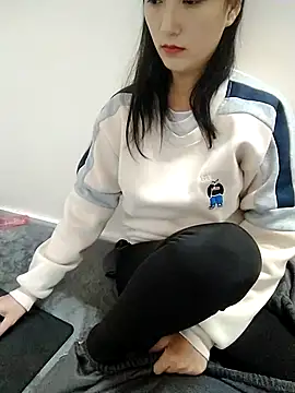 Kembong01 online show from 12/15/25, 09:30