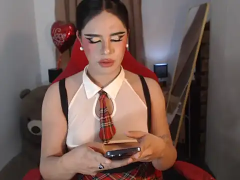 RebeccaTs online show from 04/29/26, 04:55