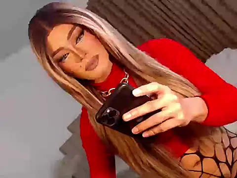 Snapshot of Mia_holtxxx chatting on 04/18/26, 09:04 Mia holtxxx online show from 04/18/26, 09:04