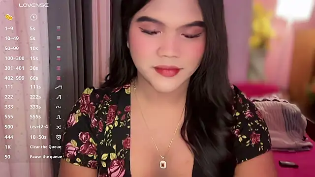 Snapshot of ursweet_sofia chatting on 06/21/26, 10:29 ursweet sofia online show from 06/21/26, 10:29