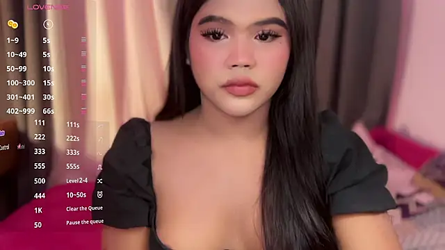 Snapshot of ursweet_sofia chatting on 06/26/26, 06:12 ursweet sofia online show from 06/26/26, 06:12