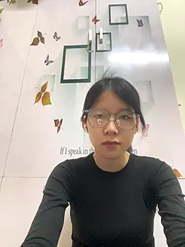 meomeo2k6 online show from 11/19/25, 02:06