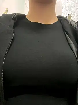 meomeo2k6 online show from 01/07/26, 02:08