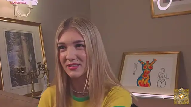 BeatrixGummer online show from 10/05/25, 08:18