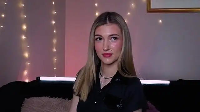 BeatrixGummer online show from 11/27/25, 08:22