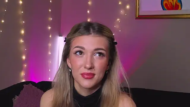 BeatrixGummer online show from 12/04/25, 08:06