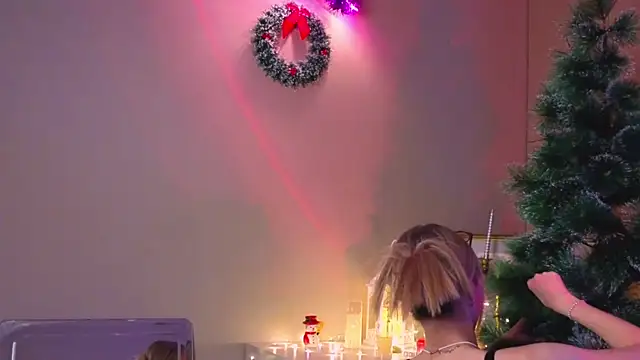 BeatrixGummer online show from 12/13/25, 08:25