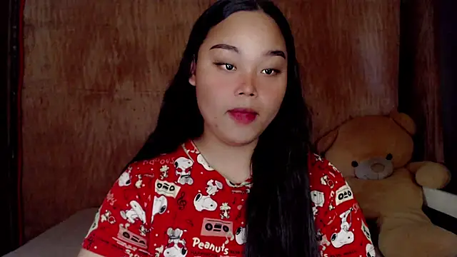 Snapshot of _Lylia chatting on 09/16/25, 04:35 Lylia online show from 09/16/25, 04:35