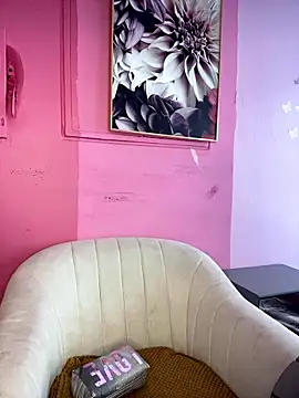 Snapshot of Alaska_euphoria chatting on 01/08/26, 07:38 Alaska euphoria online show from 01/08/26, 07:38