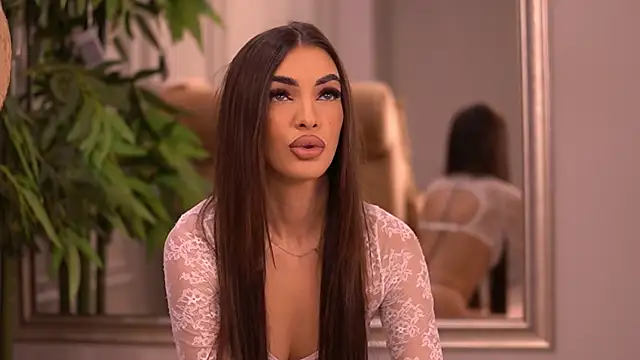 KendalJolly online show from 10/28/25, 07:34