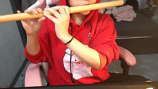 Snapshot of Ori-Yannie chatting on 12/22/25, 07:38 Ori-Yannie online show from 12/22/25, 07:38