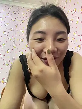 D2sweet online show from 10/23/25, 03:44