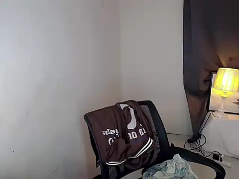 Filipina milker online show from 10/19/25, 02:40