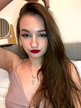 AdelinaEmber online show from 11/06/25, 01:45