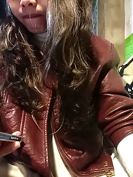 Venessa online show from 03/17/26, 01:21