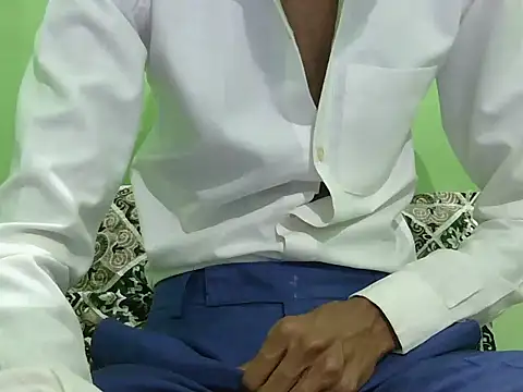 rockyy23boy online show from 10/29/25, 09:49