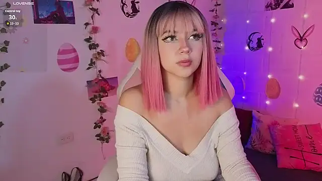 Snapshot of hinnata_lovely chatting on 05/04/26, 12:56 hinnata lovely online show from 05/04/26, 12:56