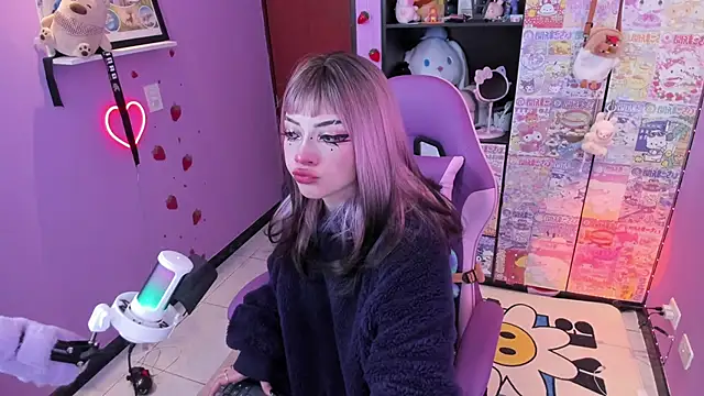 Vero Osb  online show from 09/09/25, 11:26