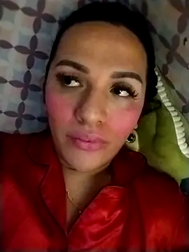 enoria1992 online show from 10/25/25, 05:26