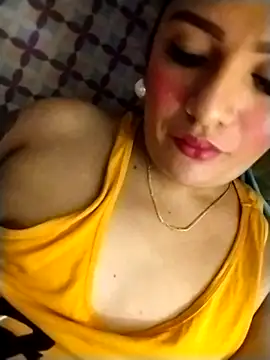 enoria1992 online show from 11/12/25, 04:18