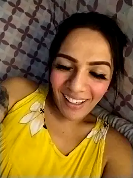 Snapshot of enoria1992 chatting on 05/09/26, 03:34 enoria1992 online show from 05/09/26, 03:34