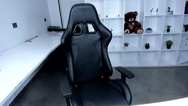 megan bigboobs  online show from 12/03/25, 11:08