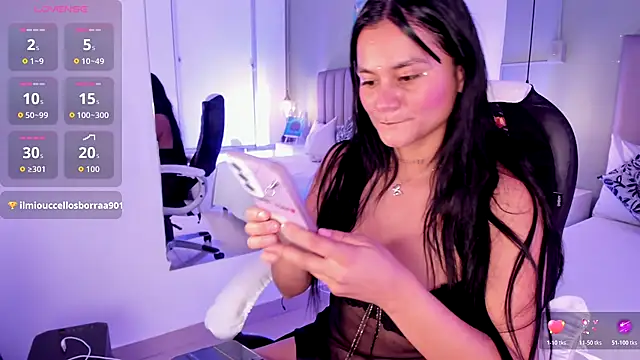 Miiaa jones online show from 11/26/25, 01:01