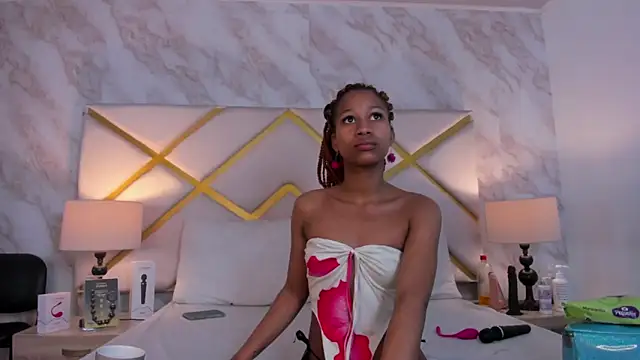 Snapshot of LorenBeiker- chatting on 01/07/26, 11:01 LorenBeiker- online show from 01/07/26, 11:01