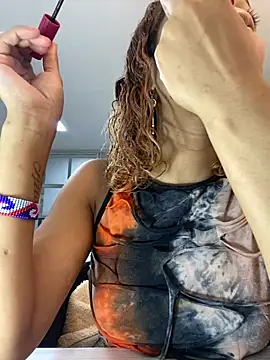 Snapshot of LorenBeiker- chatting on 03/24/26, 11:04 LorenBeiker- online show from 03/24/26, 11:04