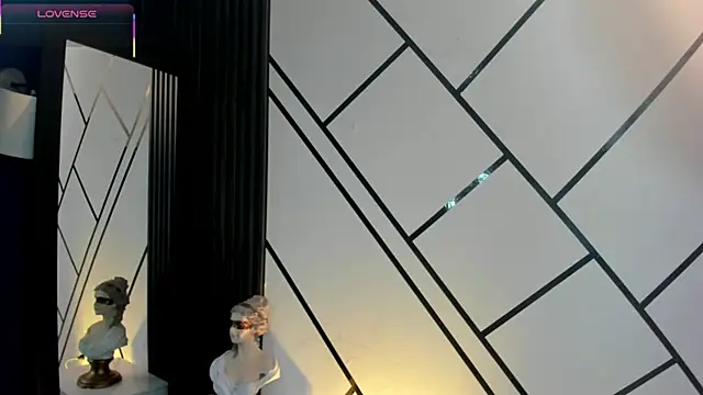 Christopher 77 online show from 09/15/25, 04:07