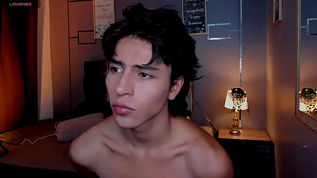 Christopher 77 online show from 11/25/25, 04:07