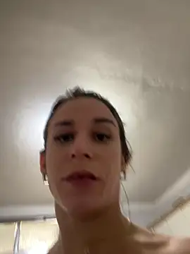 Isabelaa  online show from 05/15/26, 05:42