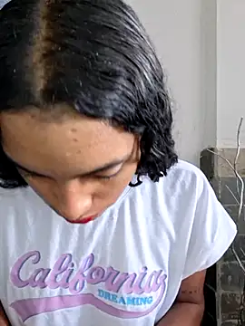 Snapshot of Cataleya_ja chatting on 11/22/25, 12:59 Cataleya ja online show from 11/22/25, 12:59