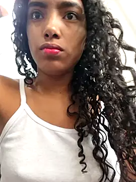 Snapshot of Cataleya_ja chatting on 05/05/26, 12:46 Cataleya ja online show from 05/05/26, 12:46