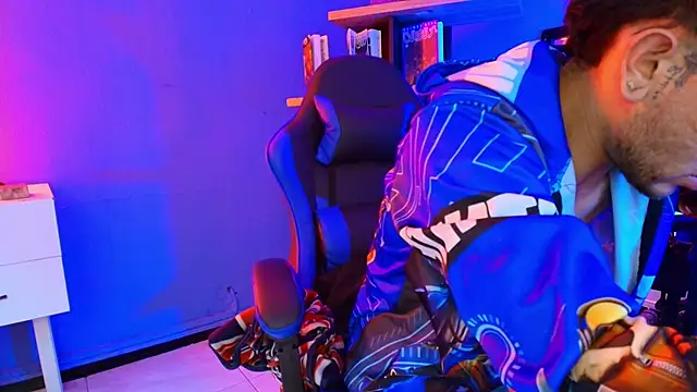 Thonixxx mr online show from 02/24/26, 07:45