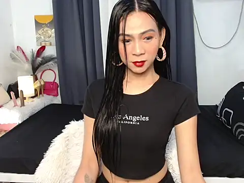 AmayaWang online show from 12/14/25, 07:47