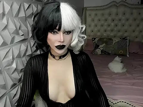 janecomander online show from 05/26/26, 04:19