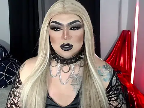 Snapshot of michellevixen922 chatting on 11/30/25, 06:39 michellevixen922 online show from 11/30/25, 06:39